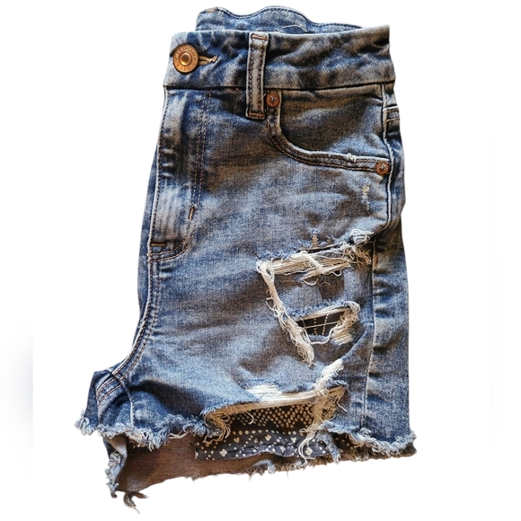 Women's AE Next Level Stretch Curvy Hi Rise Shortie Size 0 Distressed Shorts! - Picture 8 of 14